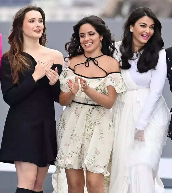 Katherine Langford Photos