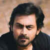 <i class="tbold">karthik jayaram</i>
