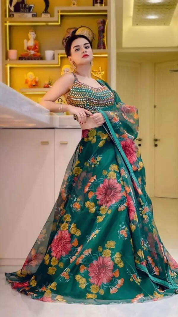 Avneet Kaur Stills