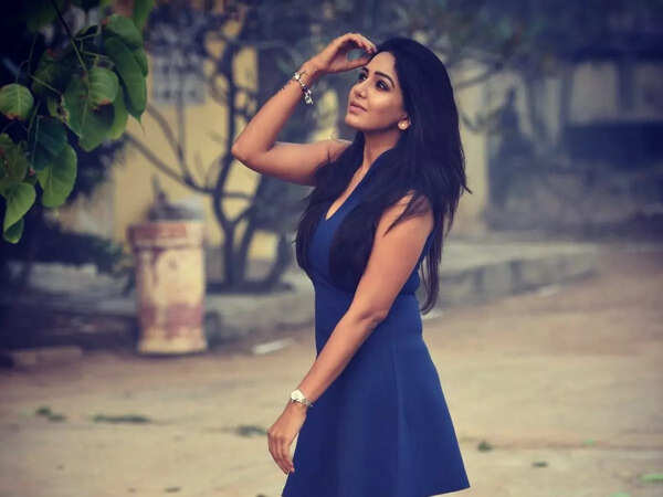 Ciby Bhuvana Chandran Images