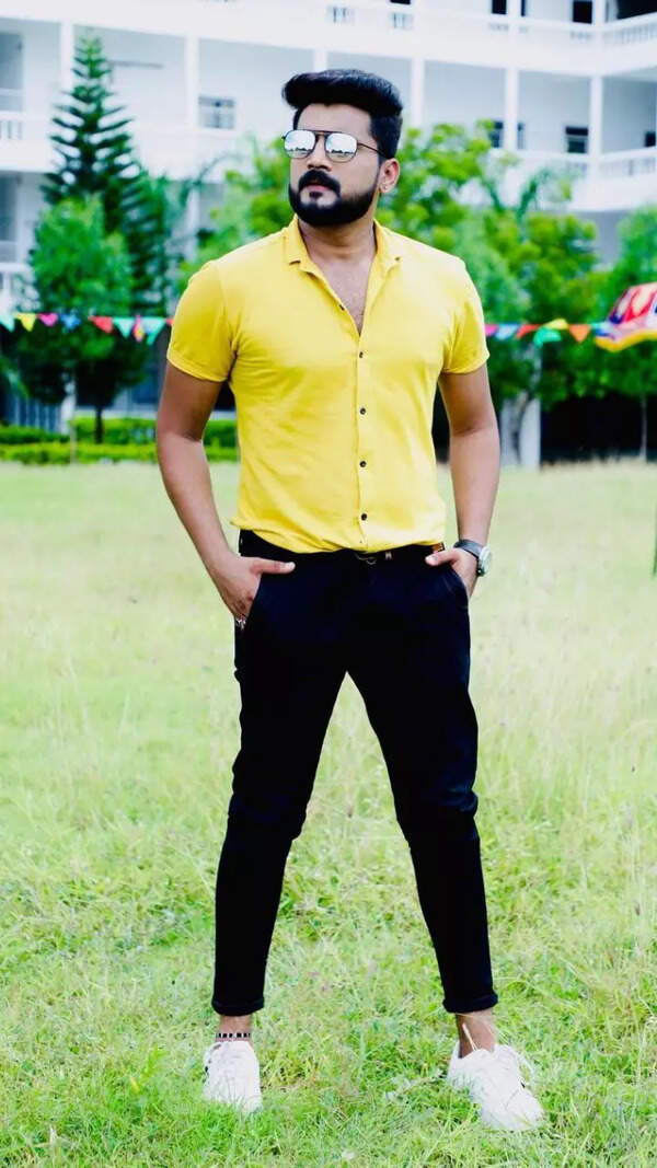 Nikhil Maliyakkal Pictures