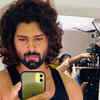 Article image for: Playing a handsome <i class="tbold">fashion designer</i>