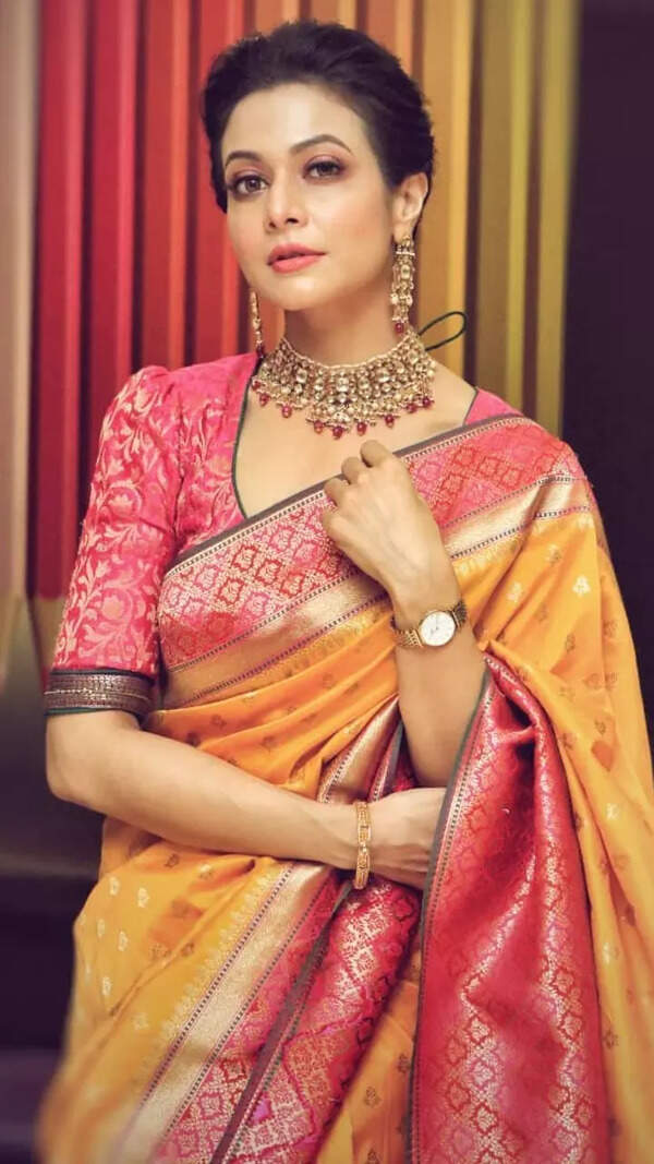 Koel Mallick Images