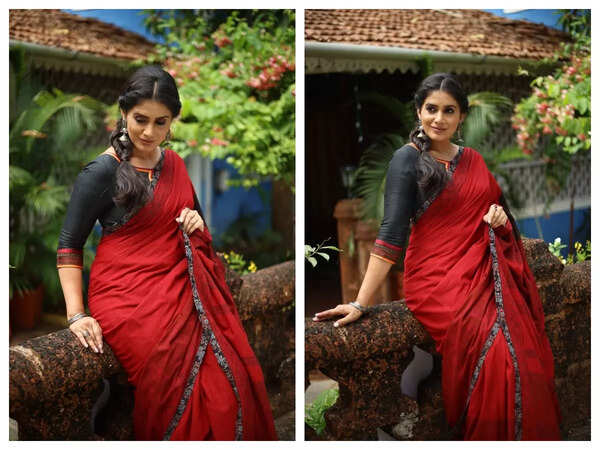Sonali Kulkarni Pictures