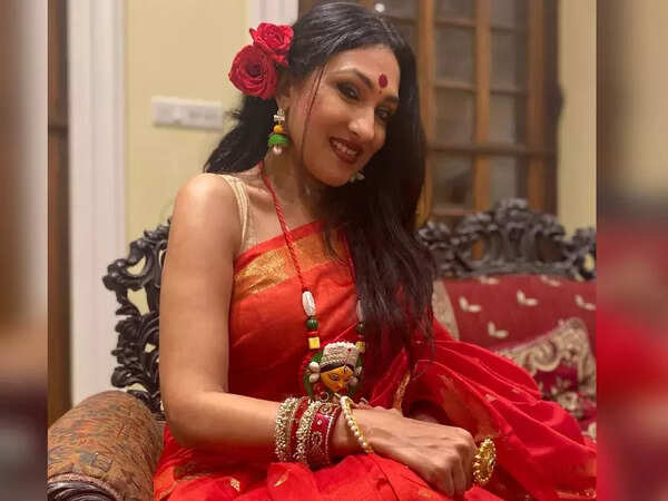 Rituparna Sengupta Photos