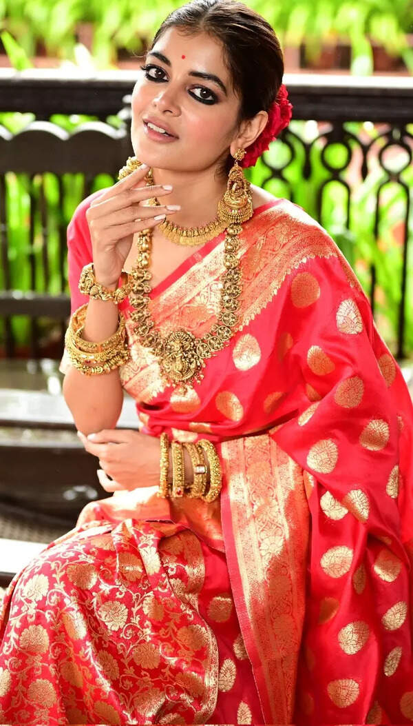 Madhumita Sarcar Pictures