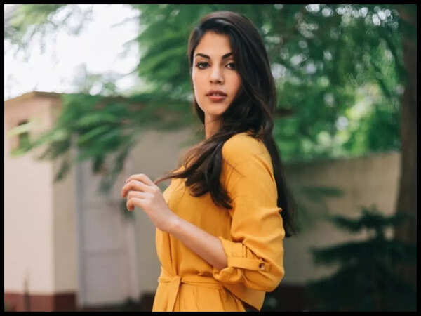 Rhea Chakraborty Stills