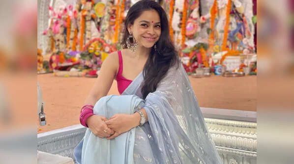 Sumona Chakravarti
