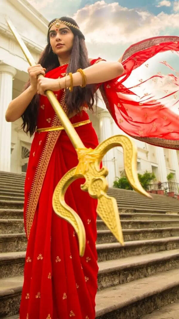 Adah Sharma Wallpapers