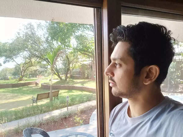 Mainak Banerjee Images