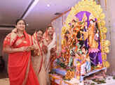 When ladies painted the town red!