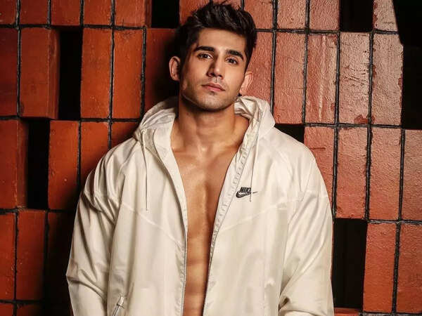 Varun Sood Pictures