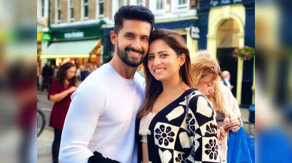 Ravi Dubey and Sargun Mehta