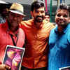 Article image for: 'Border': <i class="tbold">Arun Vijay</i> gifts an iPad to the director and cinematographer of the film