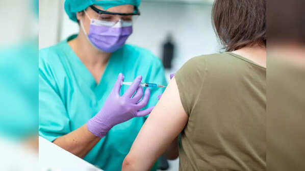 Flu vaccines may help cut down severe risks