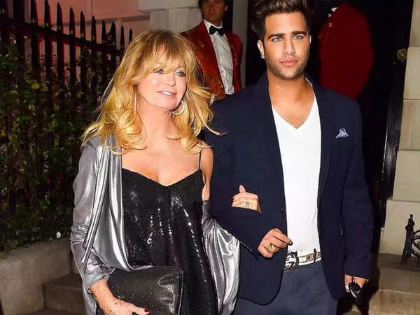 Goldie Hawn Wallpapers