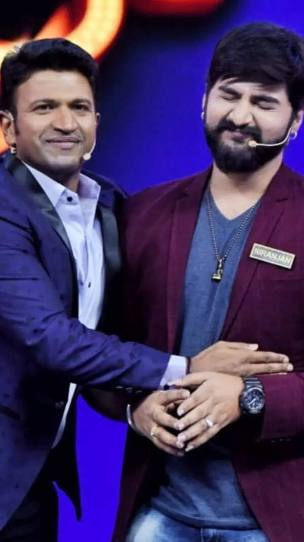 Niranjan Deshpande Pictures