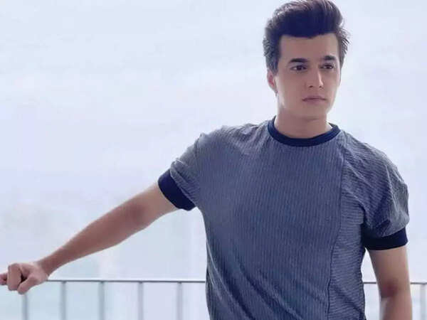 Mohsin Khan Stills