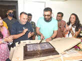 Sunny Deol celebrates his 65th birthday with the team of Gadar 2