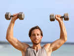 ​Dumbbell shoulder press