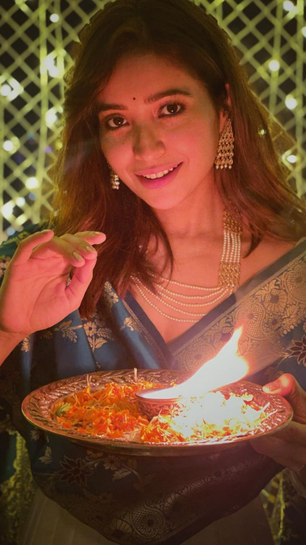 Asha Negi