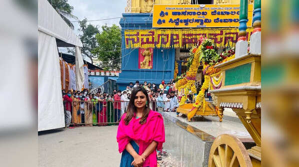 Deepika's visit to Hasanamba temple
