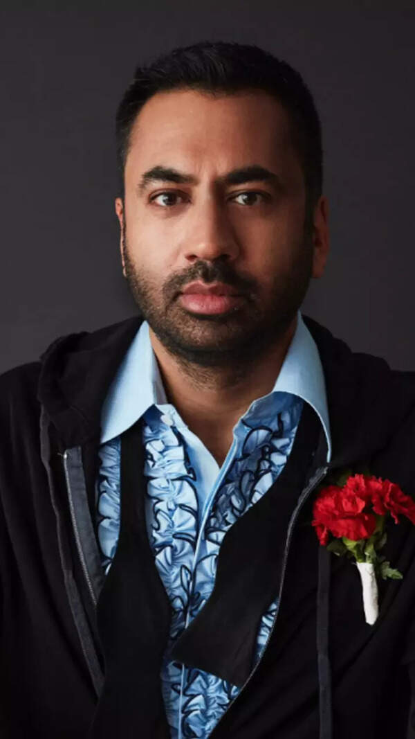 Kal Penn Photos
