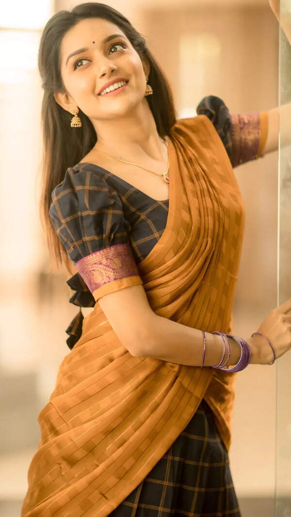 Mahima Nambiar Photos