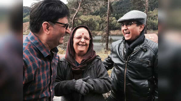 Dilip Joshi with his brother