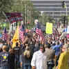 Article image for: Los Angeles: Hundreds of people protest against vaccine mandate