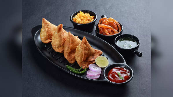 Chilli Cheese Samosa