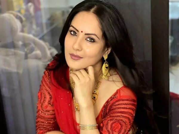 Puja Banerjee Pictures
