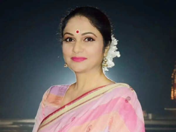 Gracy Singh Wallpapers