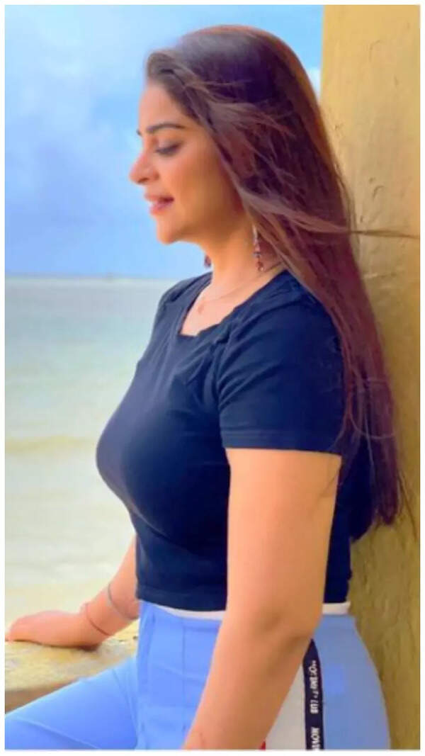Anara Gupta Wallpapers