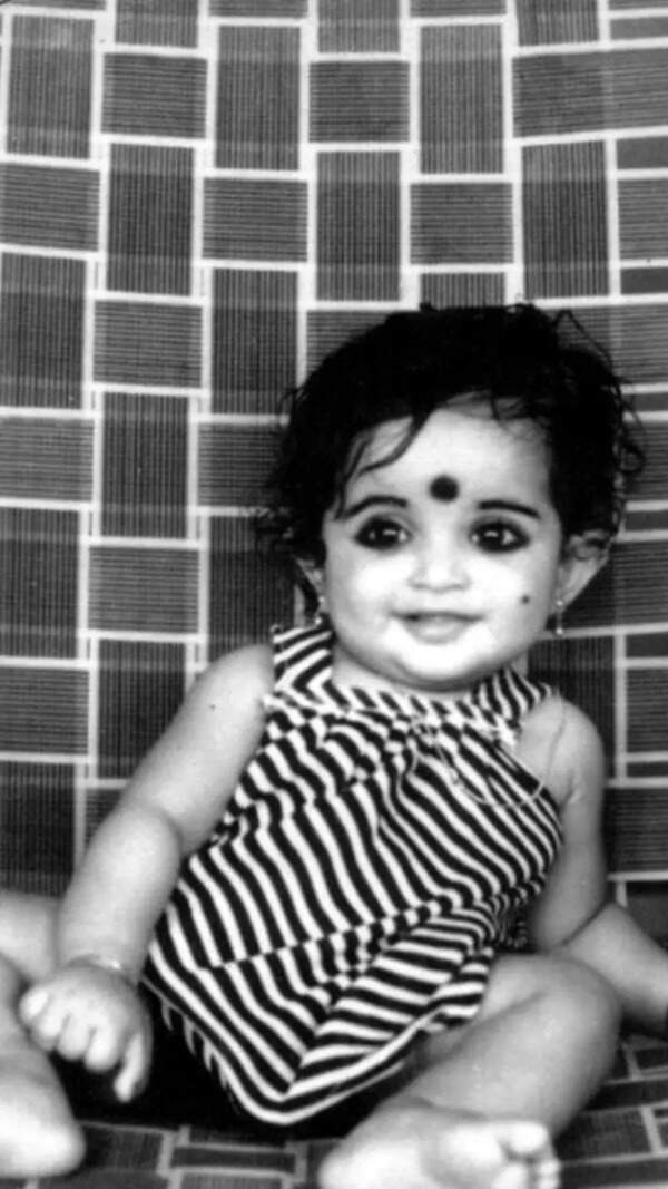 kavya madhavan Stills