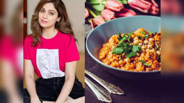 Know all about this diet Actress Shamita Shetty follows