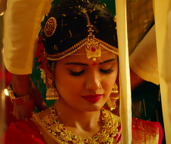Geeth Saini Photos