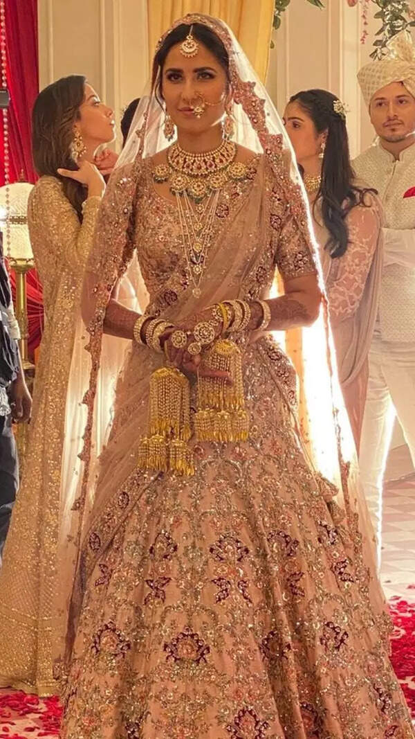Dolly J Photos