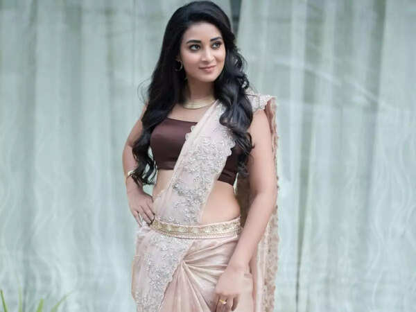 Bhanu Sri Photos