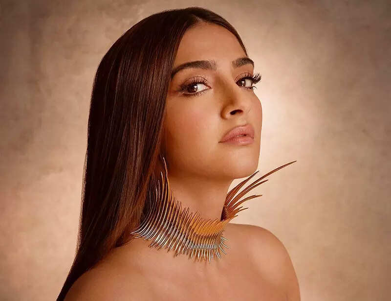 Sonam Kapoor gets brutally trolled for her new photoshoot in an off-shoulder corset top