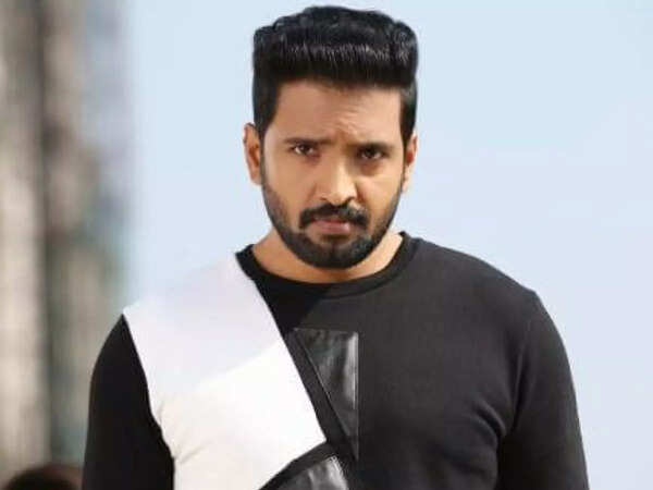 Santhanam Stills