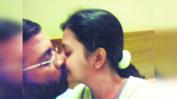 Kannada Actress Amoolya’s Lip-lock with her filmmaker.