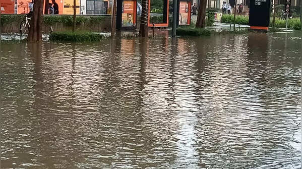 Photos of submerged colonies, waterlogged roads in Bengaluru