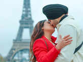 These pictures of Neha Kakkar and Rohanpreet Singh's lip-lock in front of Eiffel Tower take internet by storm
