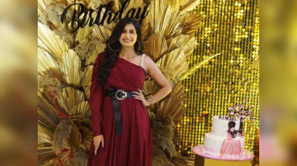 Kinjal Dave Birthday Special: Here are the top songs of the singer