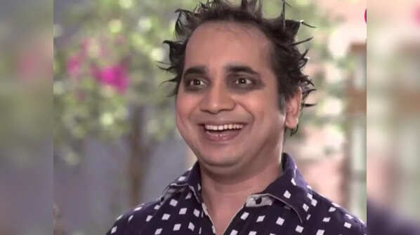 About Anokhelal Saxena being his first continuity character on TV