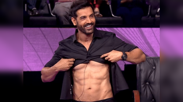 The six packs abs moment