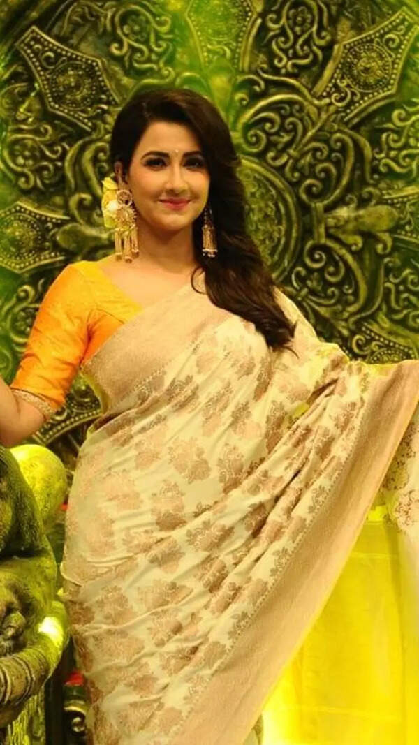 Rachna Banerjee Wallpapers