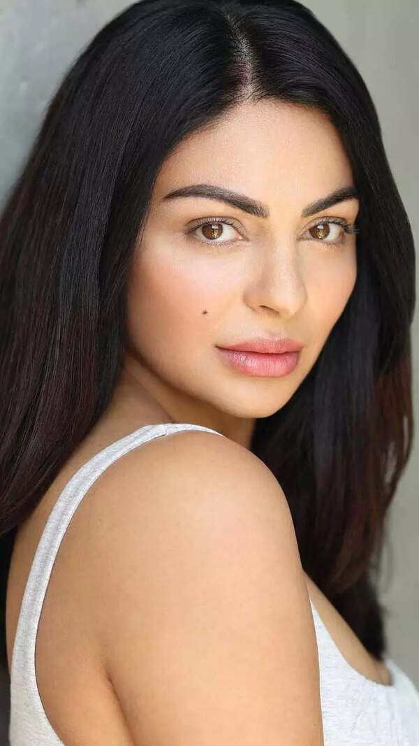 Neeru Bajwa