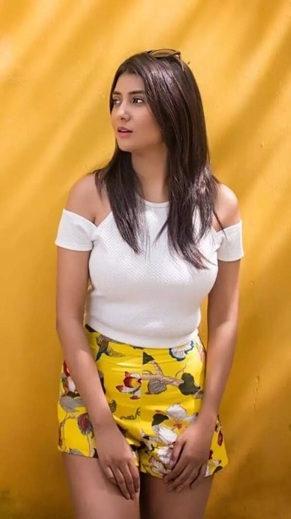 Parno Mittra Stills